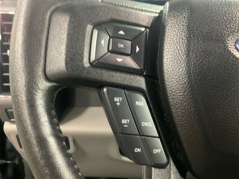 Used 2017 Ford F150 XLT w/ Equipment Group 302A Luxury image 26