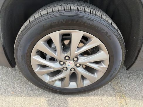 Used 2026 Buick Enclave Preferred AWD/4WD image 10