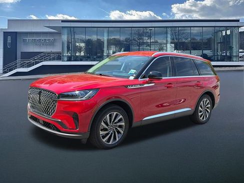 New 2026 Lincoln Aviator 2WD image 3