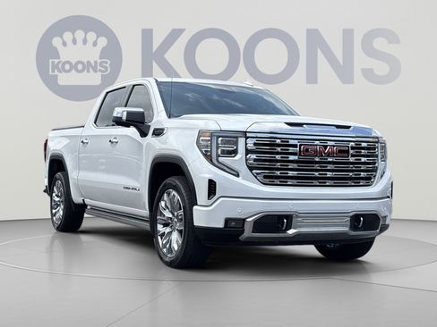 Used 2025 GMC Sierra 1500 Denali w/ Denali Reserve Package AWD/4WD image 10