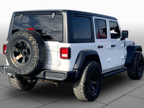 Used 2019 Jeep Wrangler Unlimited Sport S AWD/4WD image 13