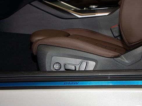 Used 2025 BMW 430i xDrive Coupe w/ Premium Package image 15