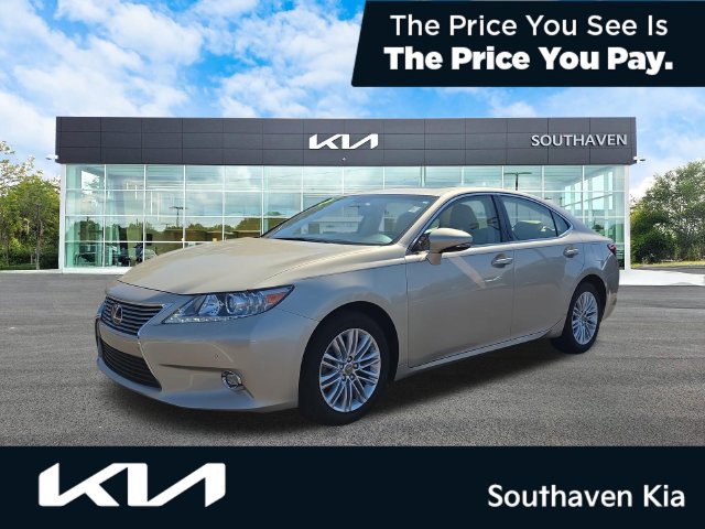 Used 2015 Lexus ES 350 w/ Luxury Package FWD image 1