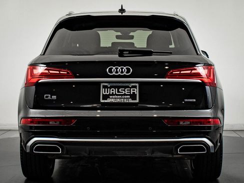 Used 2024 Audi Q5 e Premium image 7