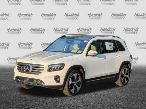 New 2026 Mercedes-Benz GLB 250 image 5