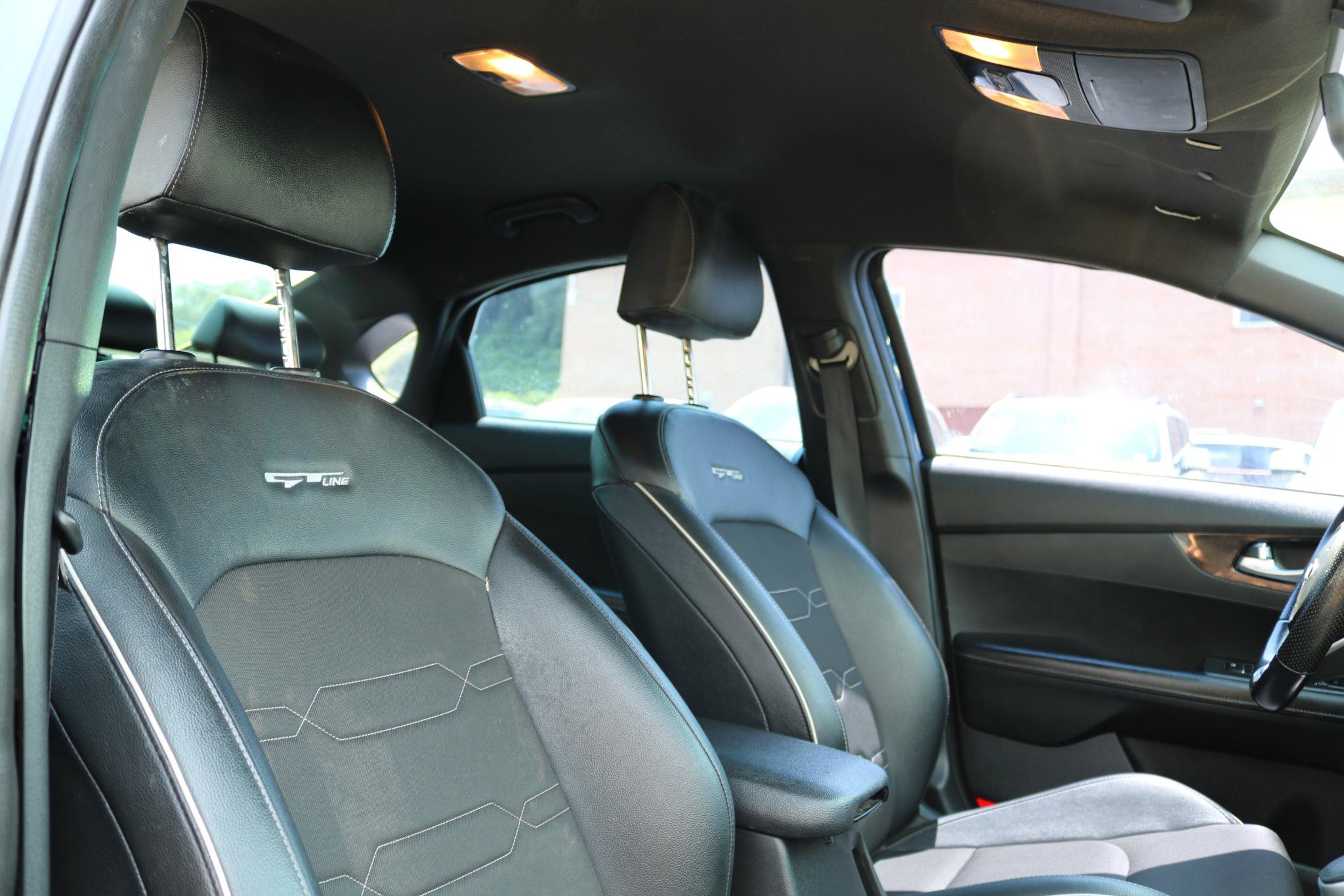 Used 2021 Kia Forte GT-Line FWD image 41