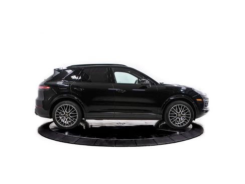 Certified 2023 Porsche Cayenne S Platinum AWD/4WD image 8