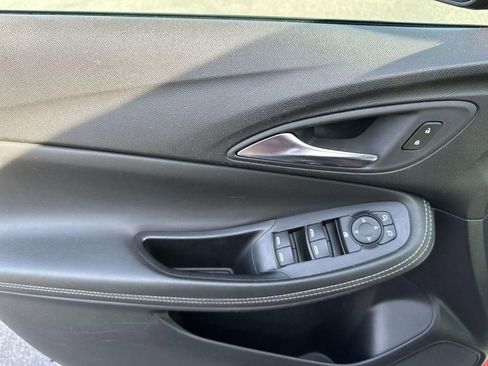 Used 2024 Buick Encore GX Sport Touring image 16