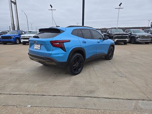 Used 2025 Chevrolet Trax ACTIV w/ Driver Confidence Package image 6