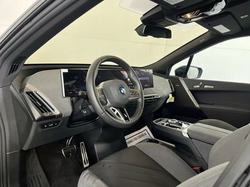 Used 2026 BMW iX xDrive45 w/ M Sport Package image 9