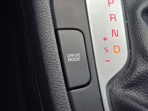 Used 2024 Kia Forte LXS w/ LXS Technology Package FWD image 21
