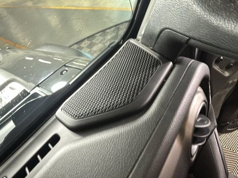 Used 2023 Jeep Wrangler Unlimited w/ Convenience Group AWD/4WD image 35