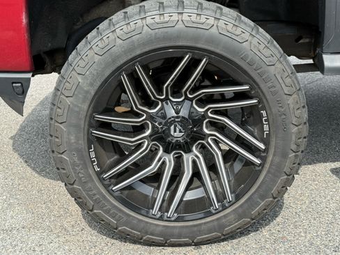Used 2021 GMC Sierra 2500 Denali w/ Technology Package AWD/4WD image 19