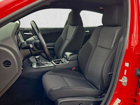 Used 2022 Dodge Charger SXT image 15