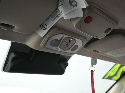 Used 2024 RAM ProMaster 2500 w/ Convenience Group image 18