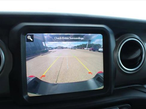 Certified 2020 Jeep Gladiator Rubicon image 29