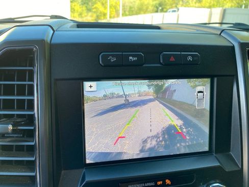 Used 2019 Ford F150 XLT w/ Equipment Group 302A Luxury image 16