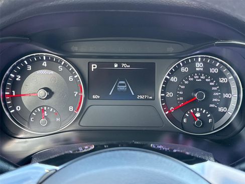 Used 2023 Kia Forte LXS w/ LXS Technology Package FWD image 32