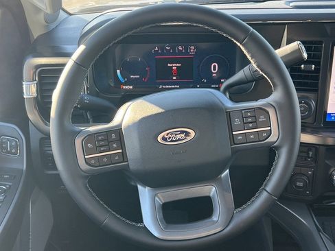 New 2026 Ford F450 Lariat w/ Lariat Premium Package image 25