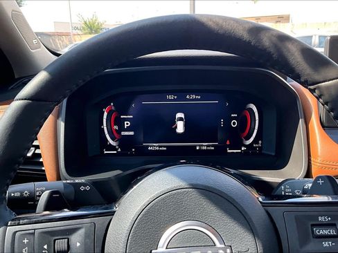 Used 2024 Nissan Rogue Platinum w/ Platinum Premium Package FWD image 26