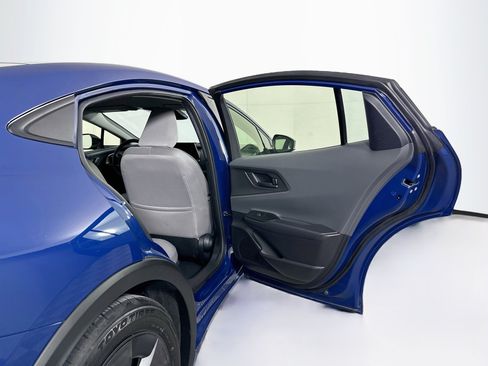Used 2025 Toyota Prius LE FWD image 28