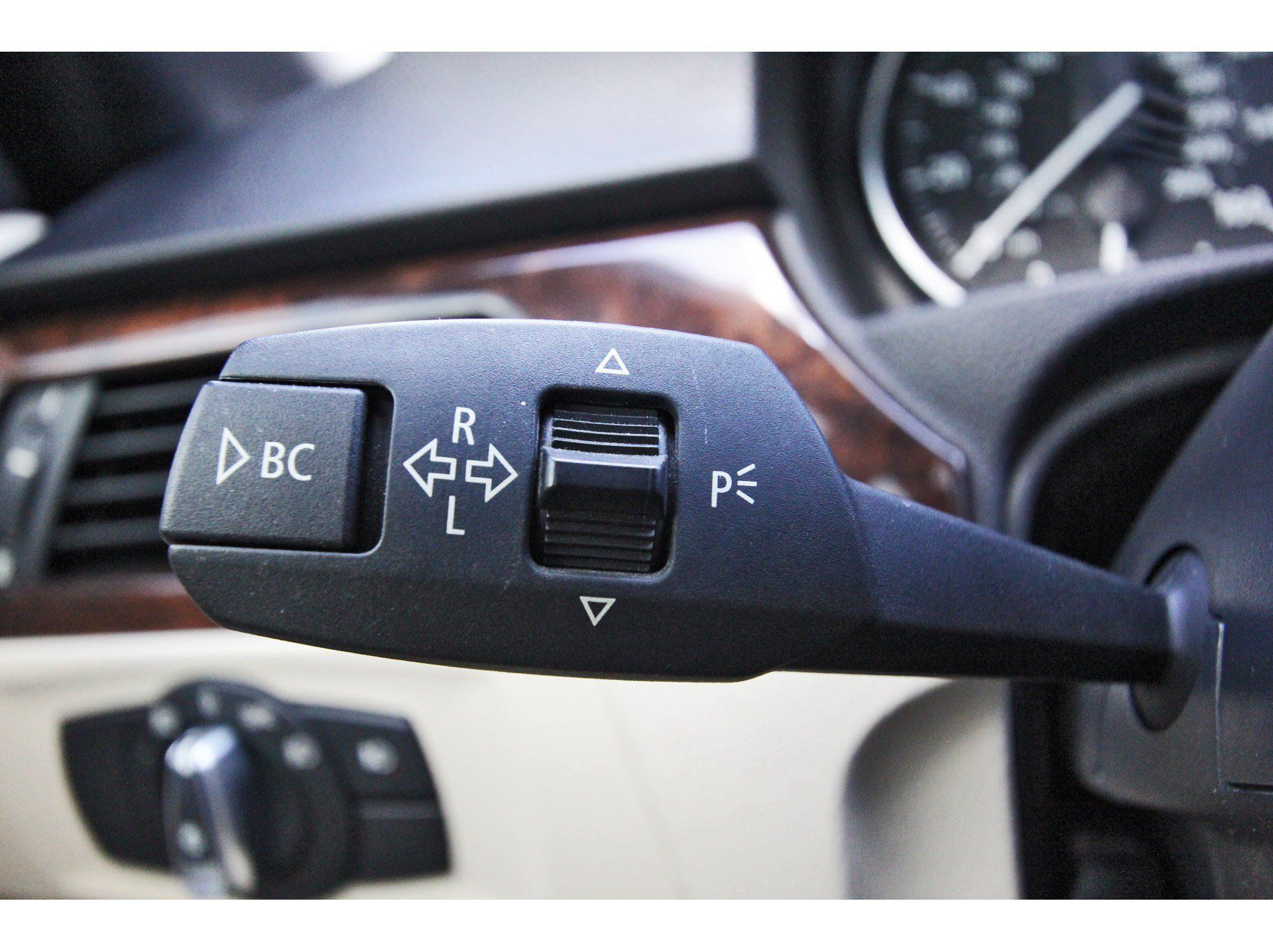 Used 2012 BMW 328i Convertible RWD image 20