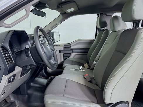 Used 2019 Ford F150 XL w/ Equipment Group 101A Mid AWD/4WD image 9