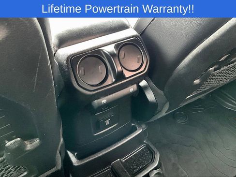 Used 2019 Jeep Wrangler Unlimited Rubicon image 30