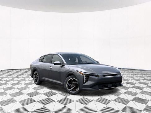 New 2025 Kia K4 EX image 12