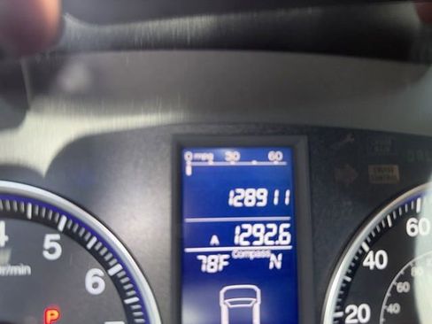 Used 2011 Honda CR-V EX-L image 9