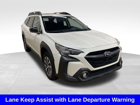 Certified 2024 Subaru Outback Premium AWD/4WD image 7