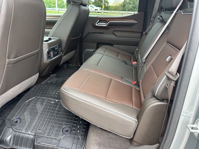 Used 2023 GMC Sierra 1500 Denali w/ Technology Package AWD/4WD image 13