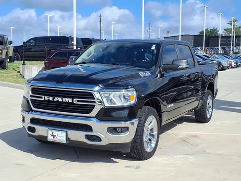 Used 2021 RAM 1500 Lone Star AWD/4WD image 3