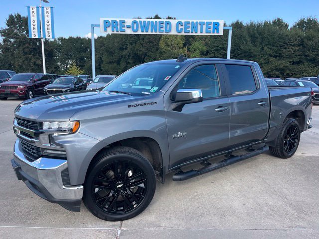 Used 2021 Chevrolet Silverado 1500 LT w/ LPO, Dark Essentials Package RWD image 2
