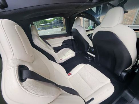 Used 2023 Tesla Model X AWD/4WD image 71