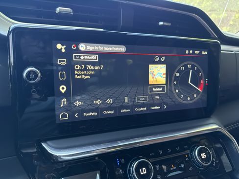 Used 2024 GMC Sierra 1500 Denali Ultimate AWD/4WD image 25