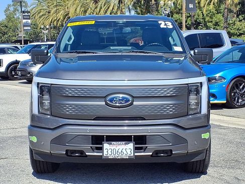 Used 2023 Ford F150 Lightning XLT image 7