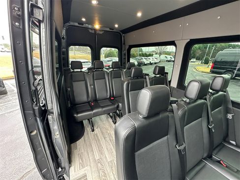 Used 2023 Mercedes-Benz Sprinter 2500 image 18