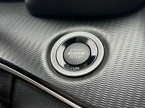 Used 2023 Jeep Grand Cherokee Altitude image 21