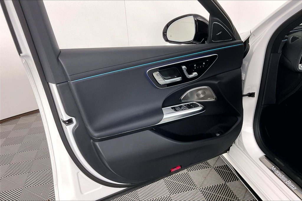 Used 2026 Mercedes-Benz E 350 4MATIC Sedan image 15