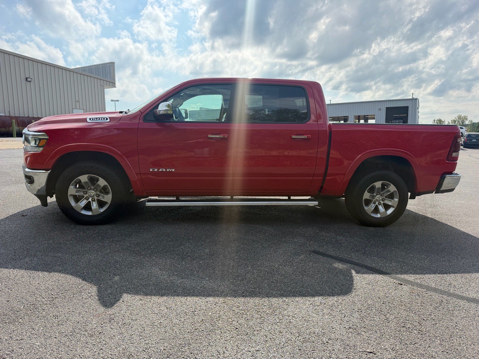 Used 2021 RAM 1500 Laramie AWD/4WD image 8