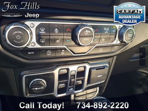 Used 2020 Jeep Wrangler Unlimited Sahara w/ Cold Weather Group image 20