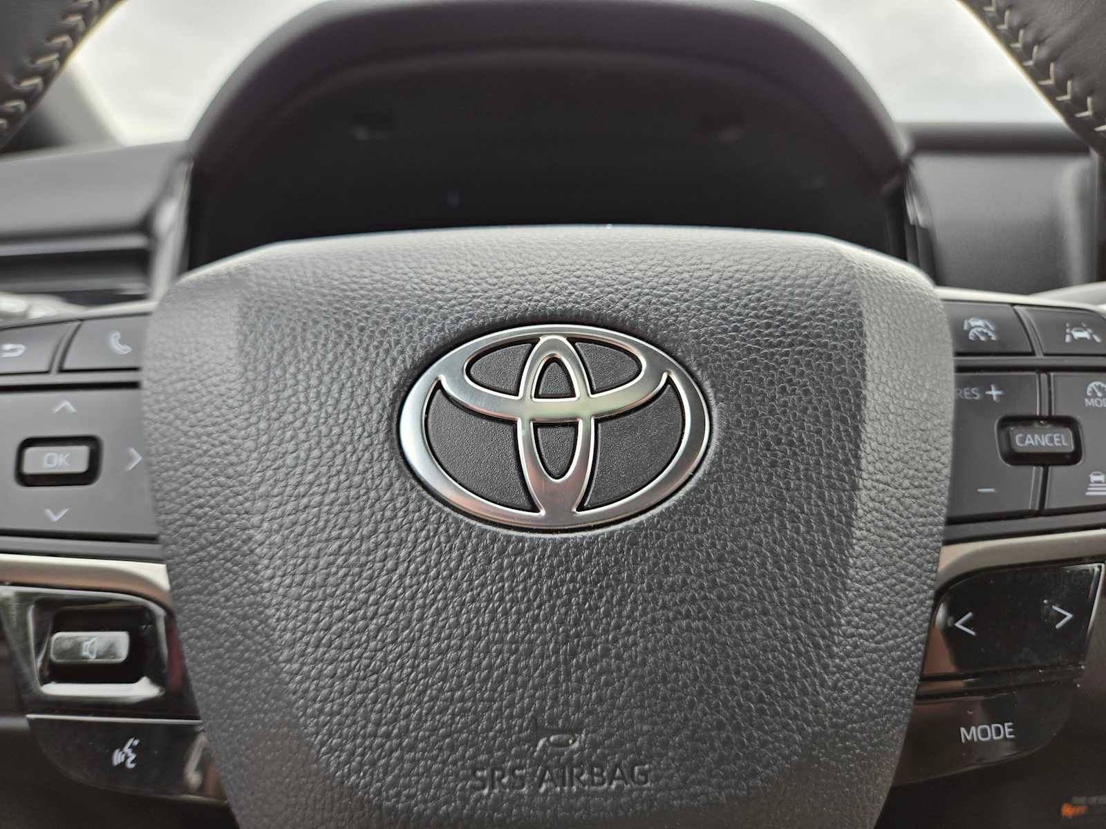 Certified 2025 Toyota Camry SE FWD image 25