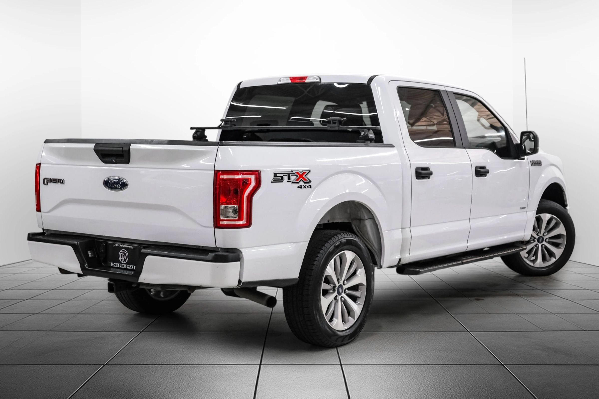 Used 2017 Ford F150 XL w/ Equipment Group 101A Mid AWD/4WD image 8