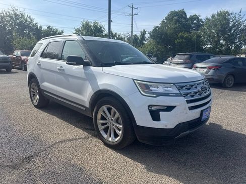 Used 2019 Ford Explorer XLT w/ Equipment Group 202A FWD image 1