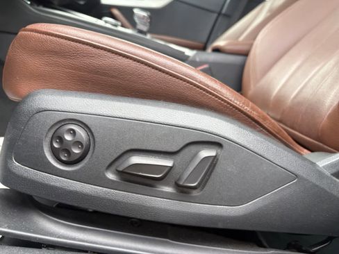 Used 2017 Audi A4 2.0T Premium Plus w/ Premium Plus Package image 27