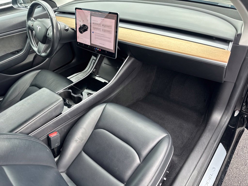 Used 2019 Tesla Model 3 Long Range RWD image 24