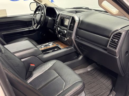 Used 2021 Ford Expedition Max Platinum image 13