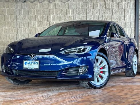 Used 2017 Tesla Model S P100D image 2