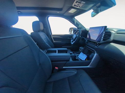 New 2026 Toyota Tundra 4x4 CrewMax image 15